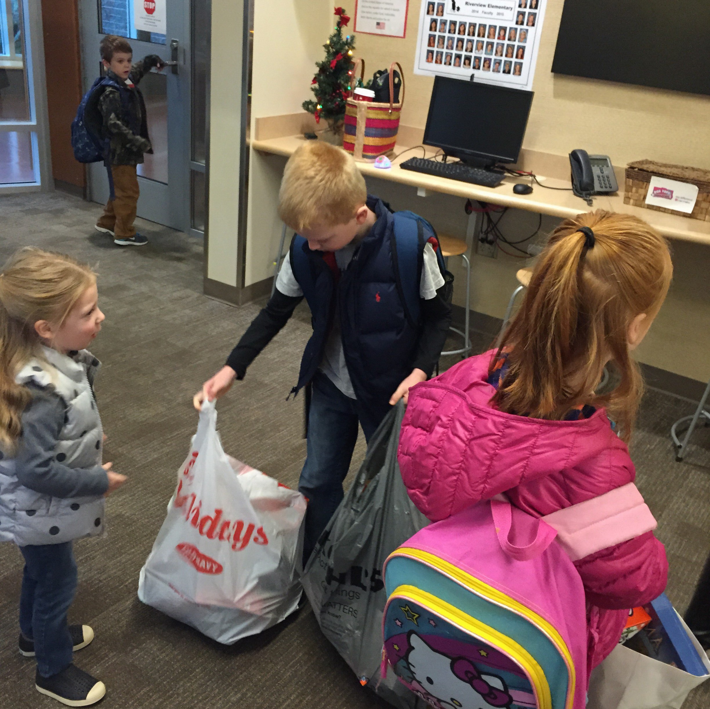 Mon Dec 08 2014 08-13-43 GMT-0800