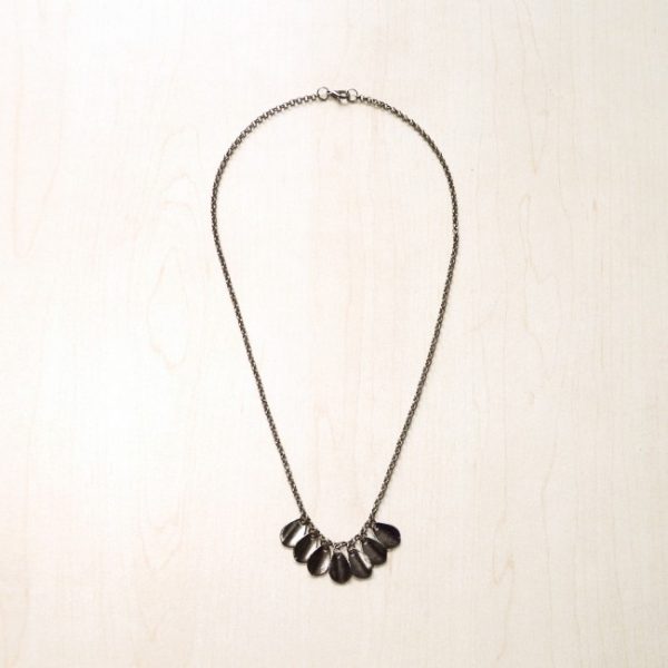 Alyssa-Gunmetal_Necklace_1_front